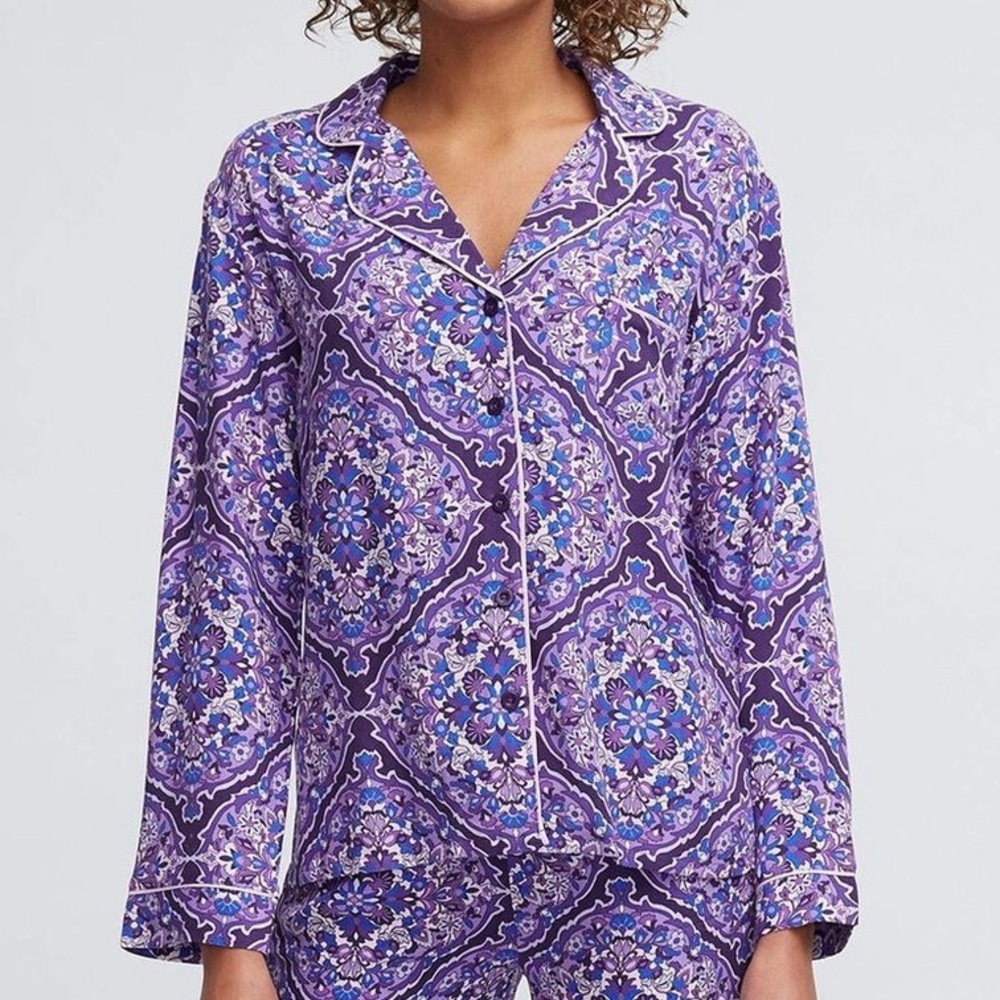 Vera Bradley Purple Floral Pajama Top